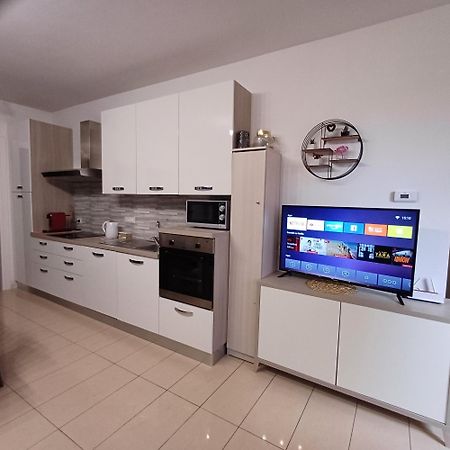 Lucini Ai Portici Apartment Tirano Bagian luar foto