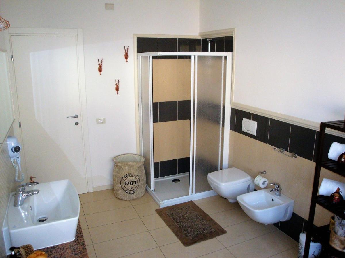 Lucini Ai Portici Apartment Tirano Bagian luar foto